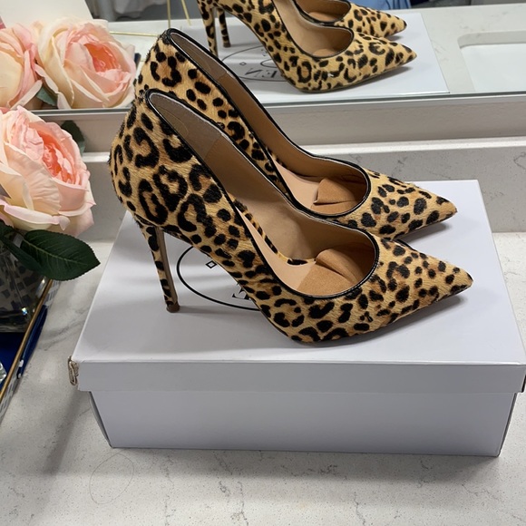 Like New Steve Madden Heels - Picture 2 of 6